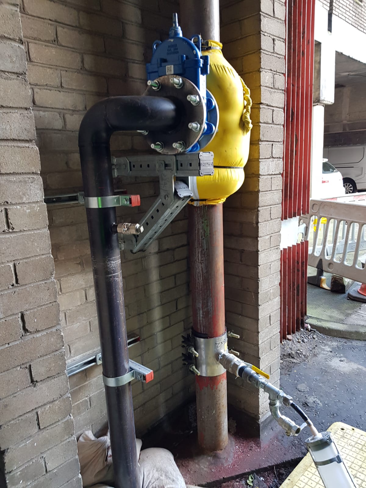 SVI renew 40 live gas risers in Glasgow - Steve Vick International