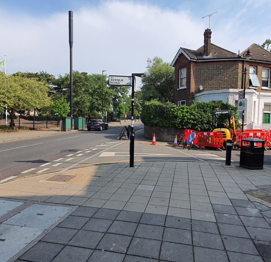 Solution for fully decommissioning mains of engineering difficulty